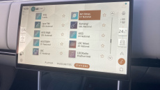 Land Rover Range Rover 3.0 D300 SE 4dr Auto Diesel Estate